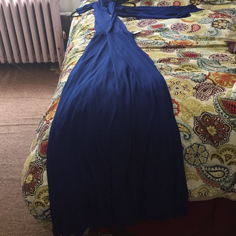 Great for Holiday Parties, Weddings MultiWrap Maxi - Picture 3 of 4